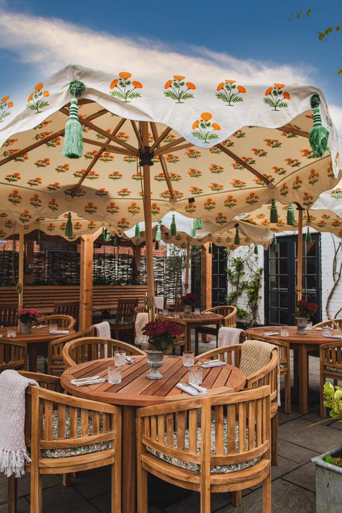 Bel And The Dragon-Odiham Hotel Exterior photo