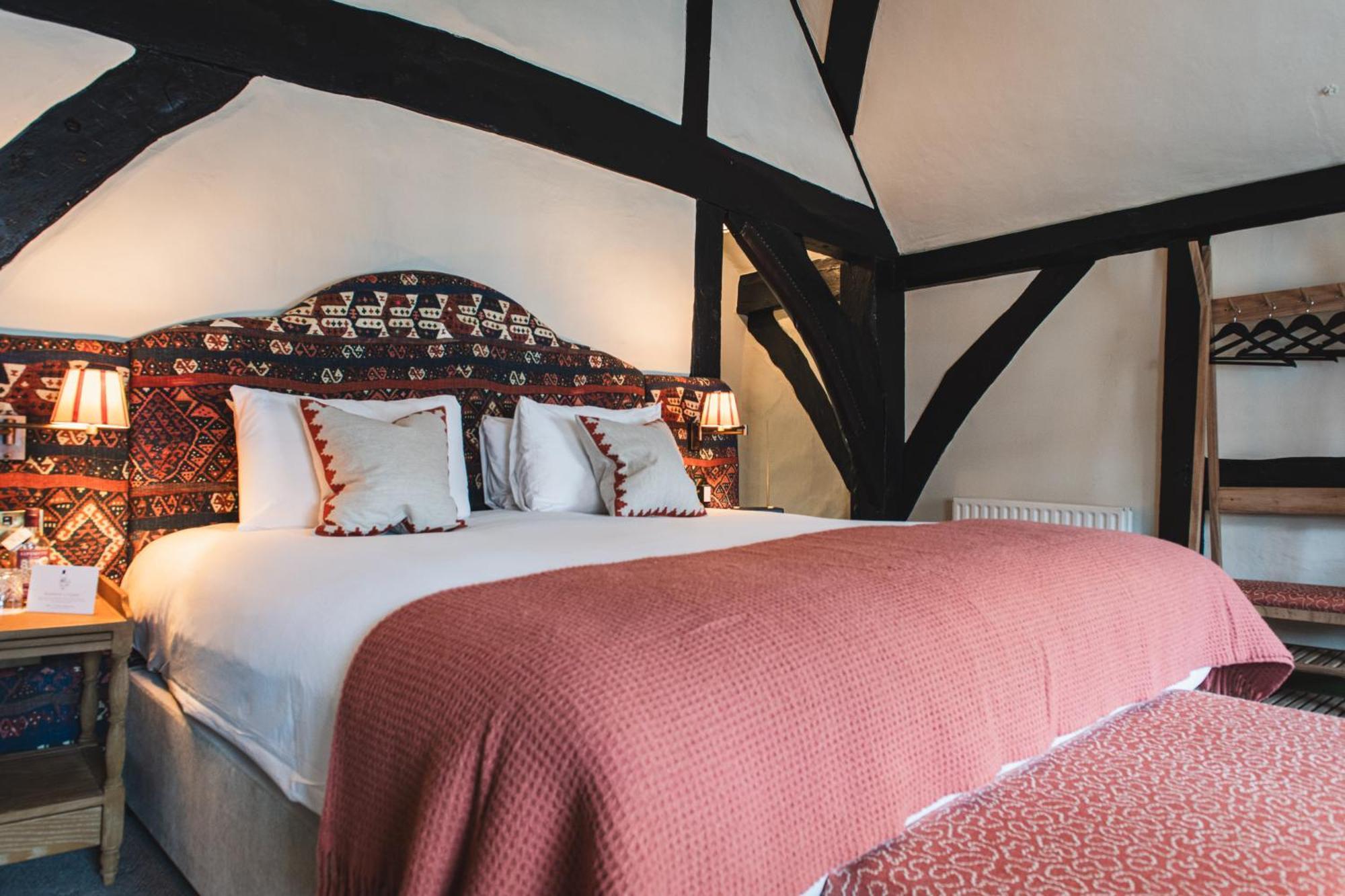 Bel And The Dragon-Odiham Hotel Exterior photo