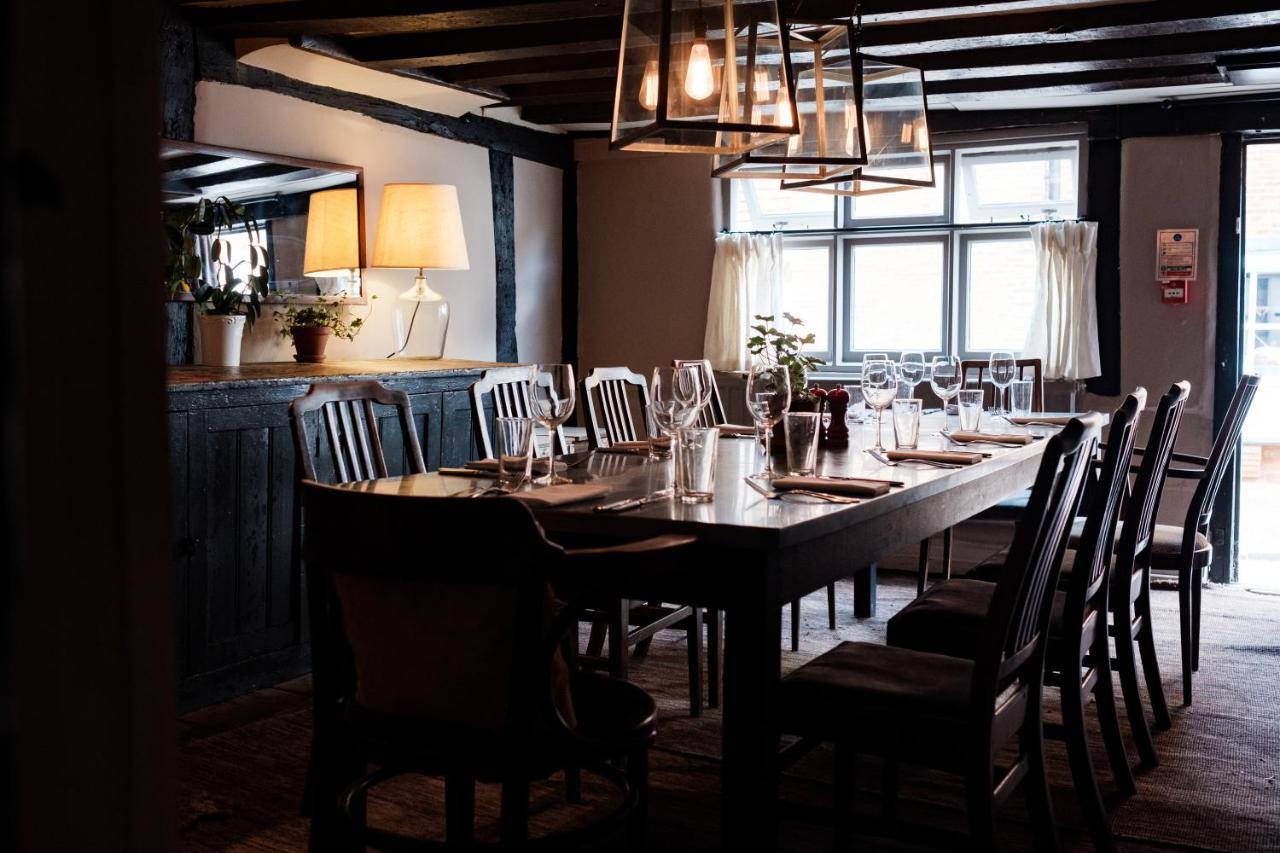 Bel And The Dragon-Odiham Hotel Exterior photo